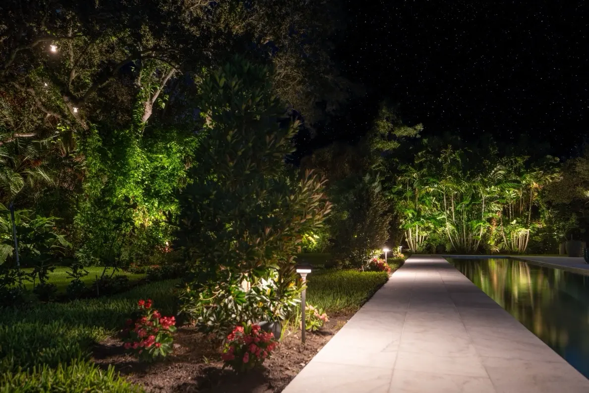 Pool-Area-Landscape-Lighting